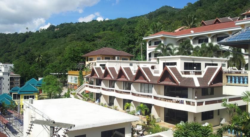 Blue Sky Patong Hotel Екстериор снимка