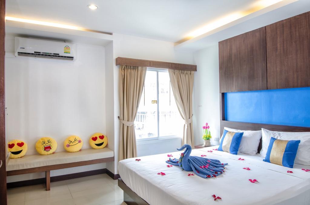 Blue Sky Patong Hotel Екстериор снимка