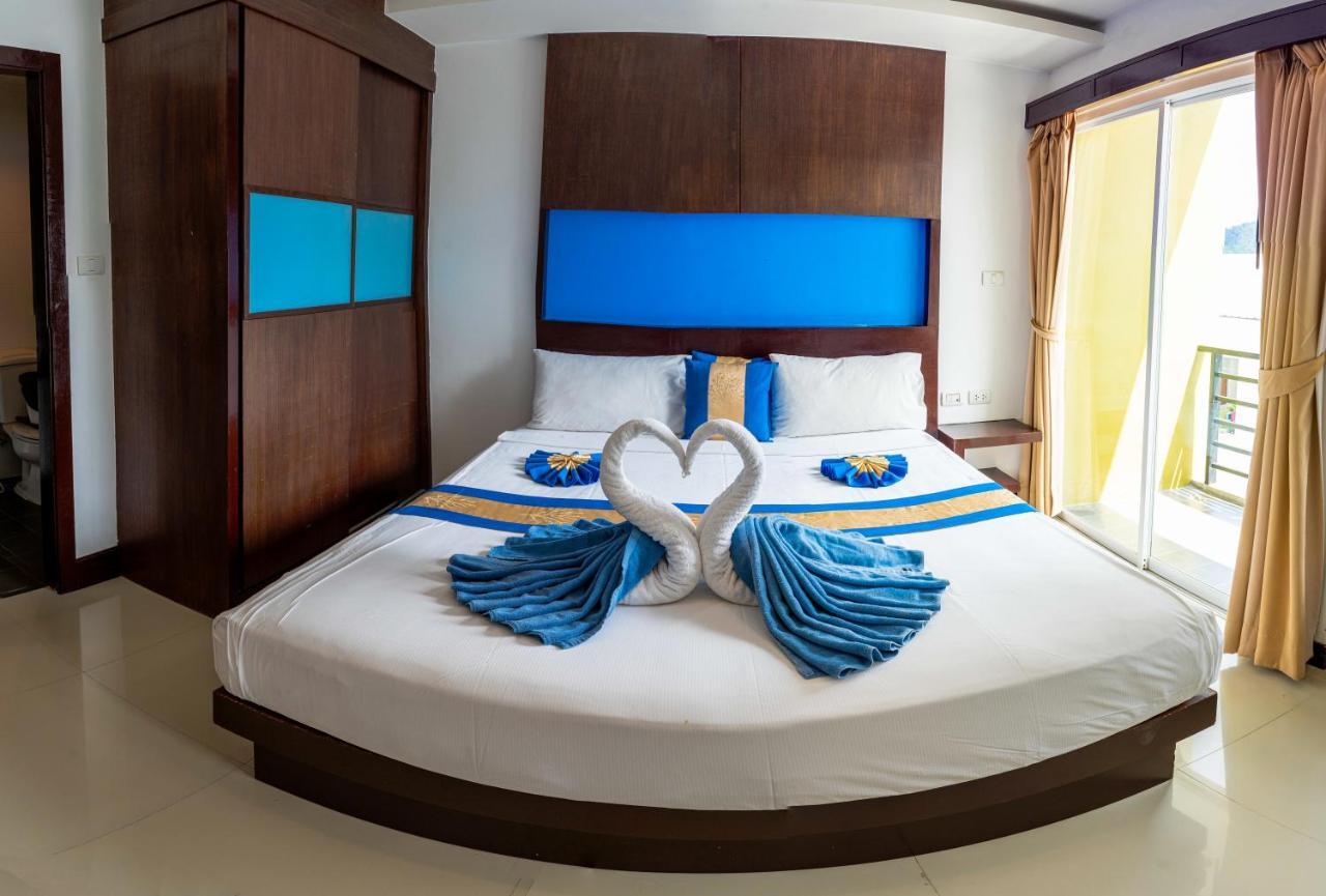 Blue Sky Patong Hotel Екстериор снимка
