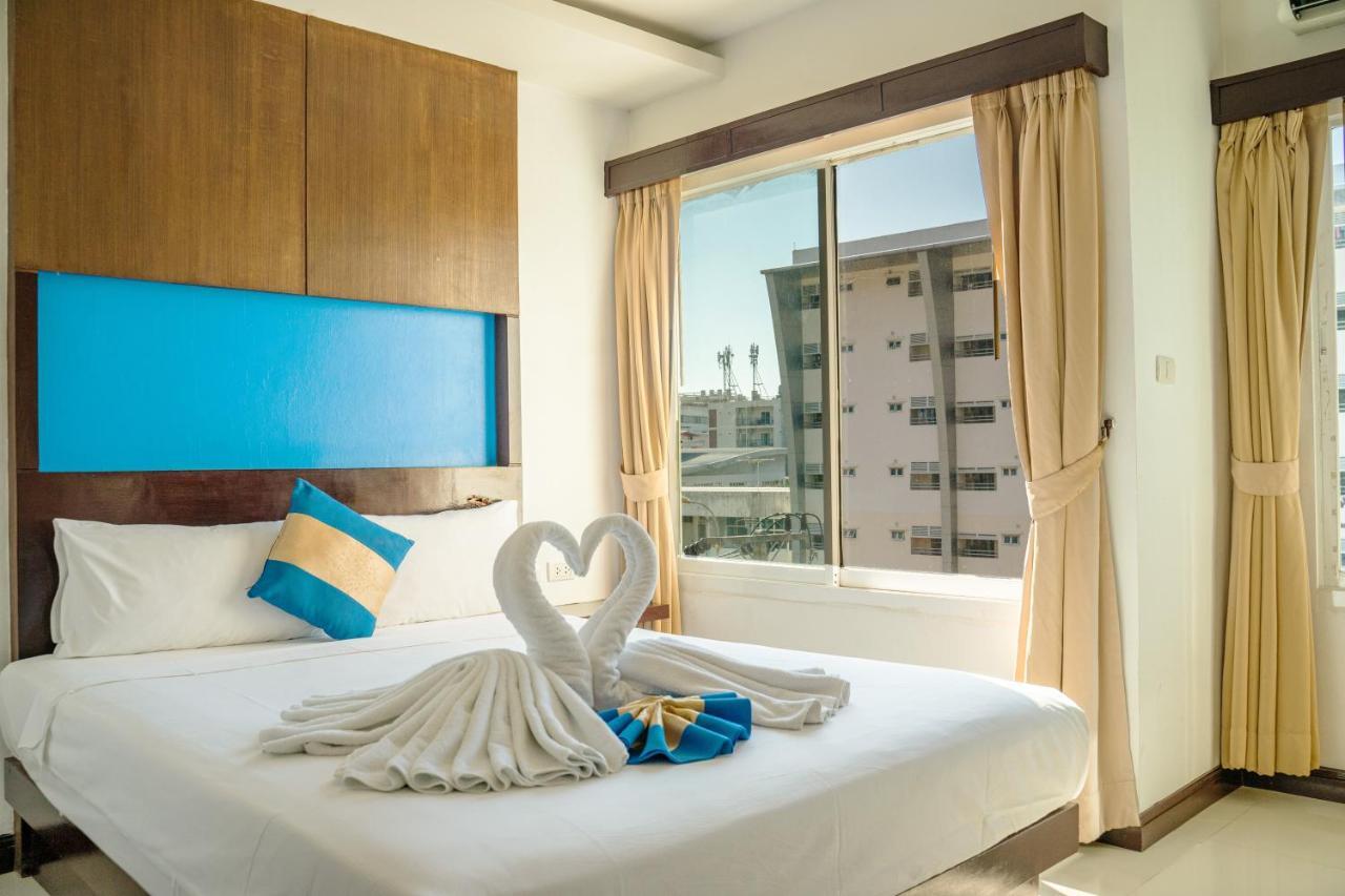 Blue Sky Patong Hotel Екстериор снимка